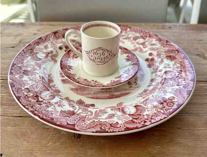 Complete Set of Crimson and White Wedgwood Harvard Teacups - Photo 8