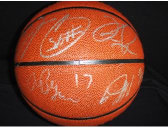 2010-2011 Los Angeles Lakers Team Signed Basketball
