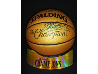 Dirk Nowitzki Autographed Gold Championship Basketball