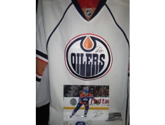 Dustin Penner Autographed Jersey and Photo