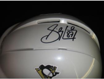 Sidney Crosby (Pittsburgh Penguins) Autographed Mini-Helmet