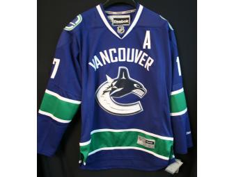 Ryan Kesler (Vancouver Canucks) Autographed Jersey