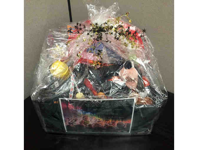 Feld Entertainment Gift Basket with 4 Tickets to Any Show - Photo 1