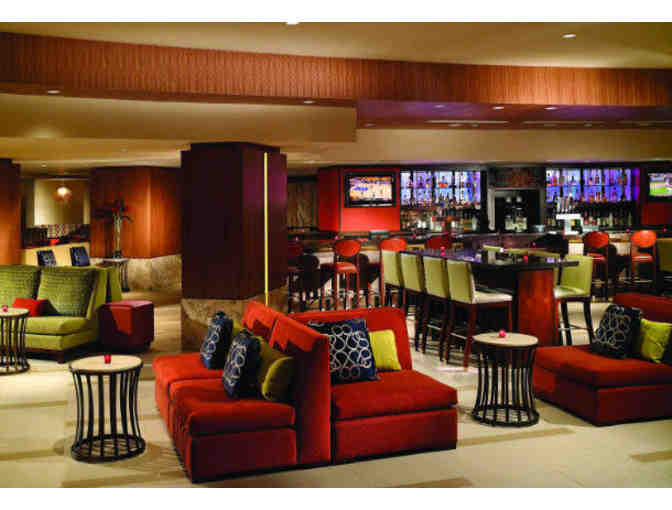 Chicago Marriott Suites O'Hare: One Night Stay