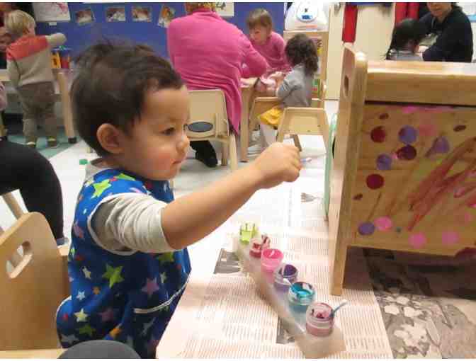 45 Creche 3 - Handprint Step Stool