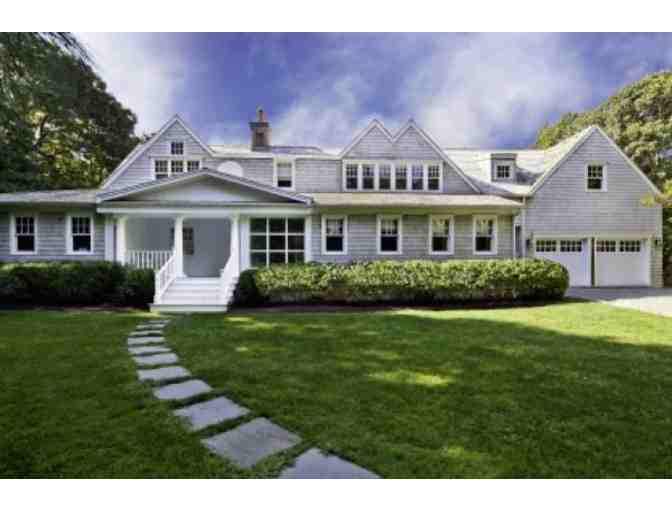 East Hampton - Fall Weekend Stay in a Beautiful Home