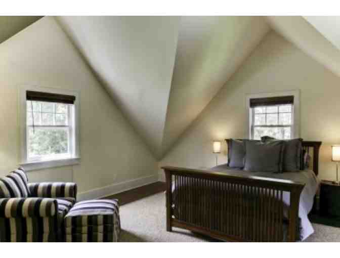 East Hampton - Fall Weekend Stay in a Beautiful Home