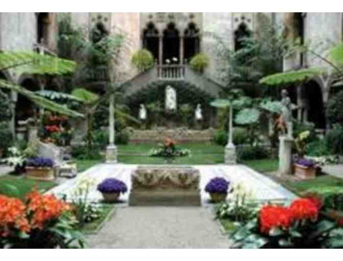 Unlimited free admission for 2 adults for one year