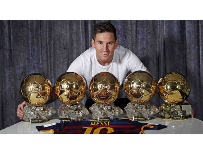 GALA NIGHT ONLY: Barcelona Signed Soccer Jersey w/Messi