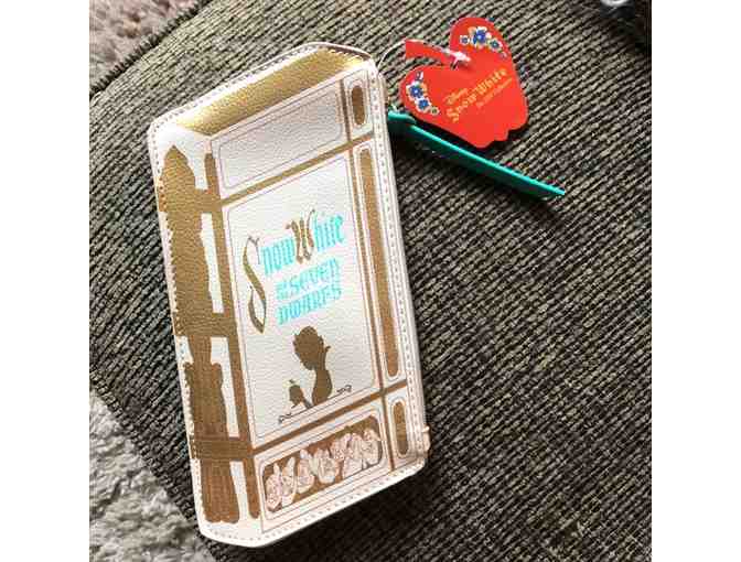 Luxury Vintage Besame Cosmetics Package