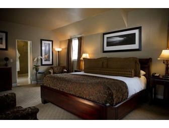 1 Night Stay and 4 Course Dinner with Wine at L'Auberge Carmel