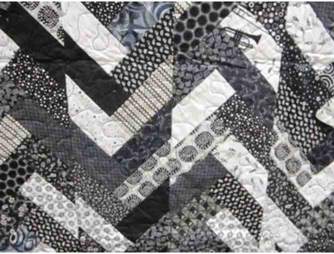 Contemporary Black & White Quilt