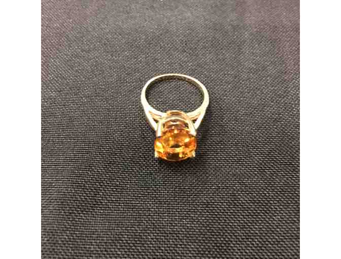Citrine Ring in 14k Yellow Gold