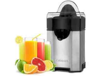 Get a Healthy Start to the New Year with a Cusinart Pulp Control Citrus Juicer!
