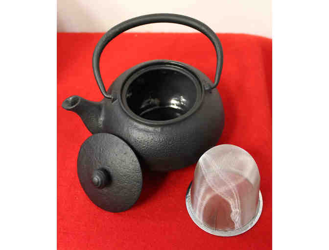 Japanese Tea Pot, 2 Teacups and Green Tea Set