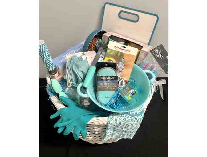 Cook-at-Home Kitchenware Deluxe Basket