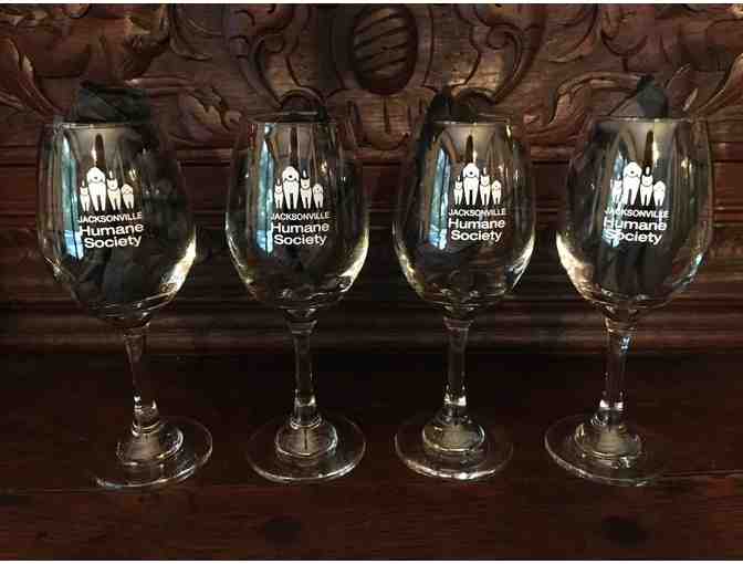 Red & White Cat Wine with Cute Cat Holder &'Men & Cats' Book plus In-Home Wine Tasting