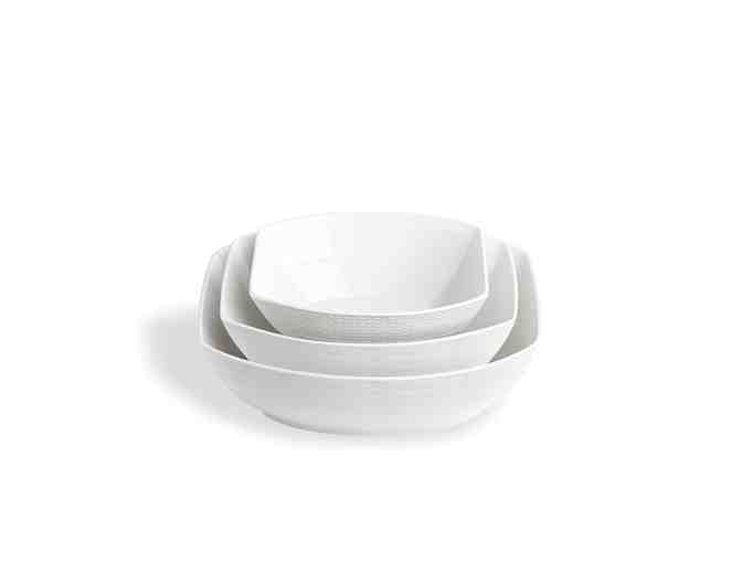 Subtly Special Service in Entertain 365 Sculpture by Lenox Tableware & Gifts