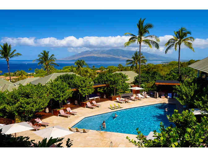 A Romantic, 4-Night Escape to Maui, HI