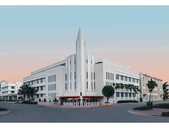 5 Nights of Relaxation in Miami Beach at the Plymouth