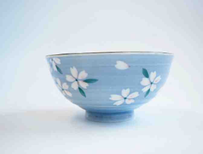 Kotobuki Blue and Pink Sakura Bowl