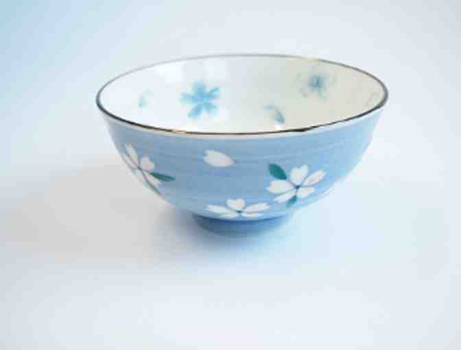 Kotobuki Blue and Pink Sakura Bowl