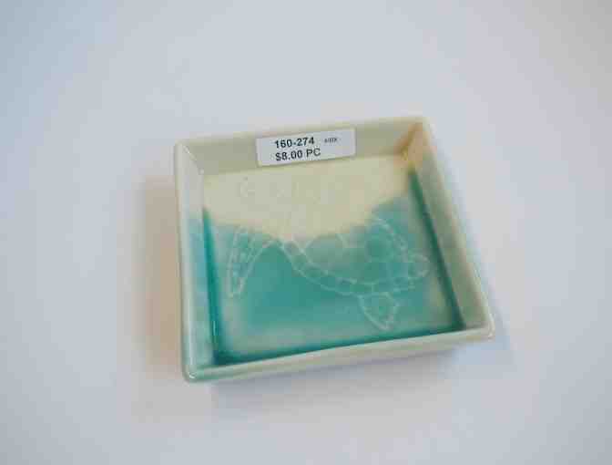 Kotobuki Blue and White Turtle Dish