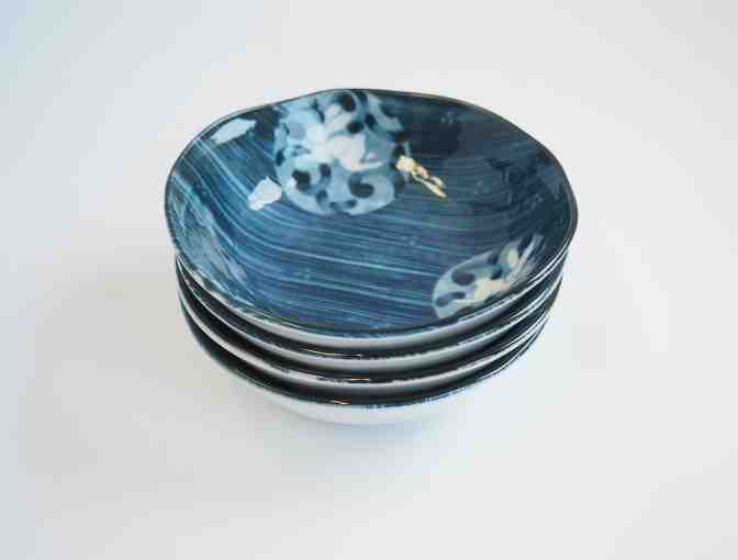 Kotobuki Four Blue Rabbit Dishes - Photo 1