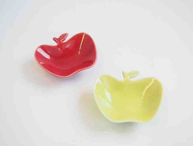 Kotobuki Green and Red Apple Plates - Photo 1