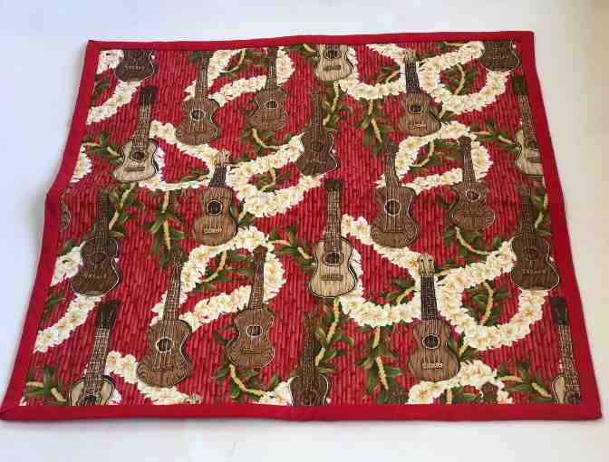 STAFF-CREATED: Handmade Hawaiian Holiday Quilt