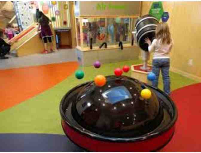 A Free Day of Play for Four To The St. Louis Children's Museum Magic House