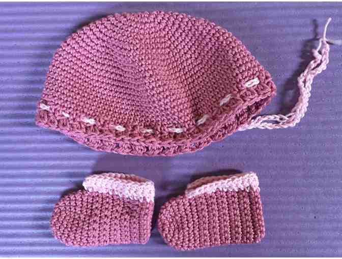 Baby hat and booties - Pink - Photo 1