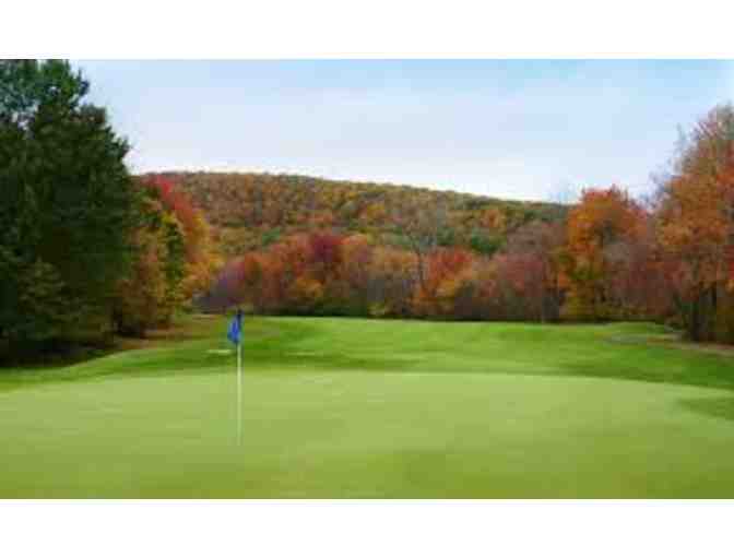 Bowling Green Golf Club - Twosome of Golf and complimentary cart!