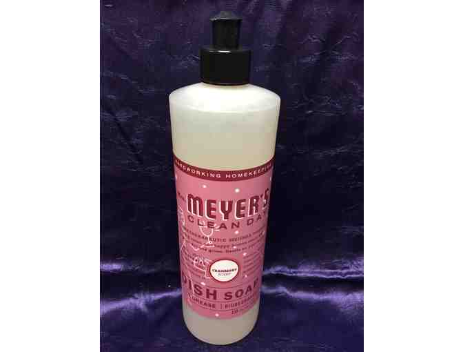 Mrs. Meyer's Clean Day Season's Cleaning Kit in Cranberry