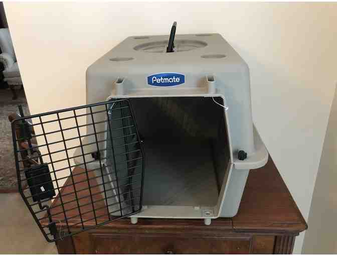 Petmate Small Dog Crate with Bedding