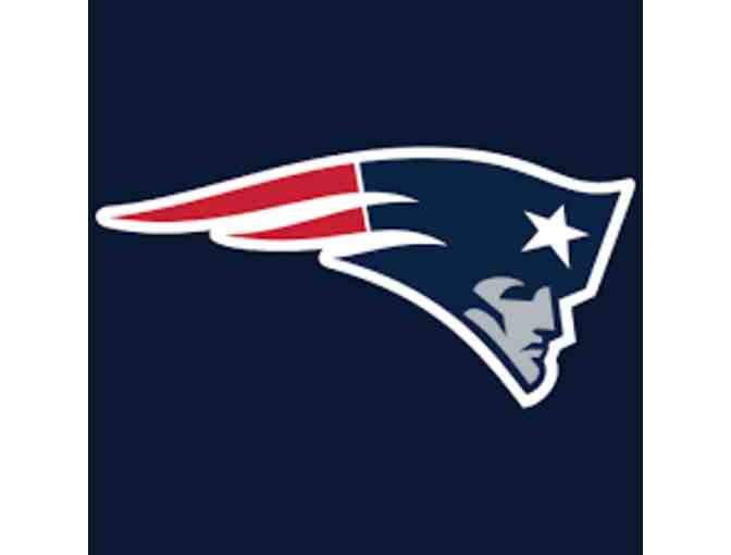 Patriots Tix: 4 Club Seats WITH PARKING!