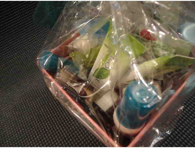 Beauty Sample Basket