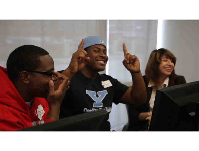 Sponsor a student team in the JAECO Titan Business Challenge