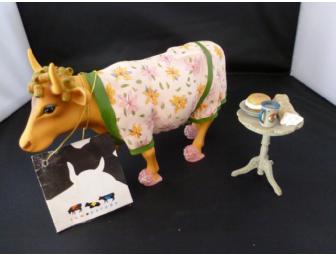 Cow Parade Figure- 'Early Show'
