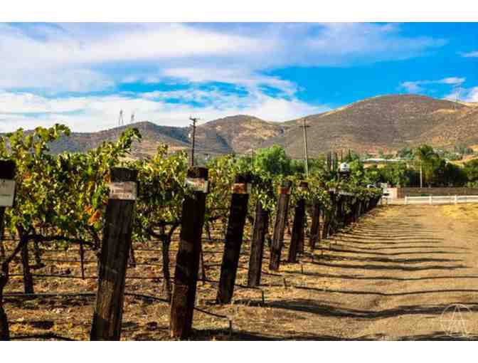 Private Guided Barrel Tasting for 10 at Agua Dulce Winery