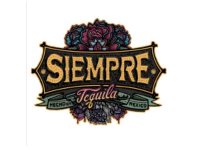 Bottle of Siempre Tequila Plata - Photo 3