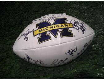 'Bo's Boys' Football signed by Calvin O'Neal, R.McKenzie, Woolfolk, Rob Lytle and more.
