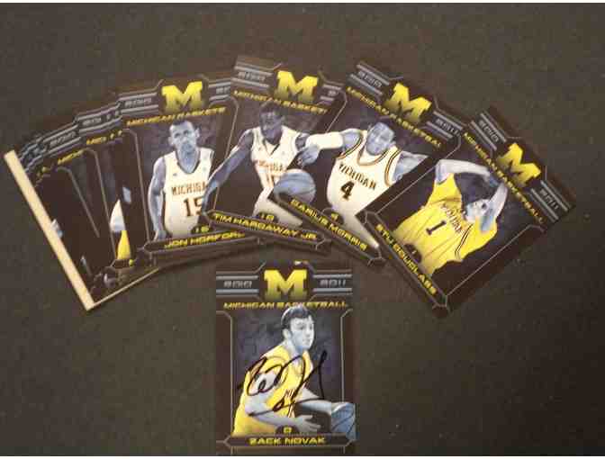 '10-'11 Michigan Basketball card set with Zach Novak card autographed