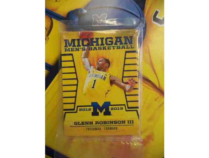 Official Athletic Dept issued 2012-13 Michigan Basketball poster & unopened team card set!