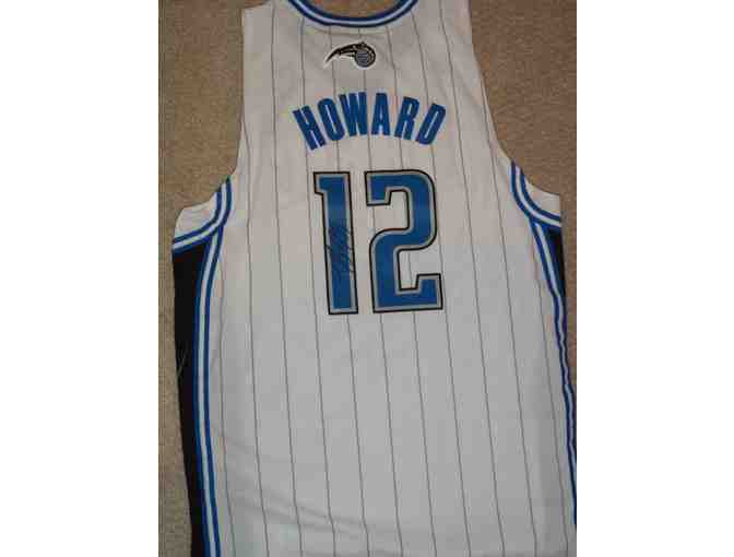Dwight Howard autographed Orlando Magic jersey