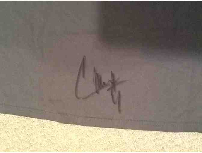Chris Webber autographed Sacramento Kings t-shirt