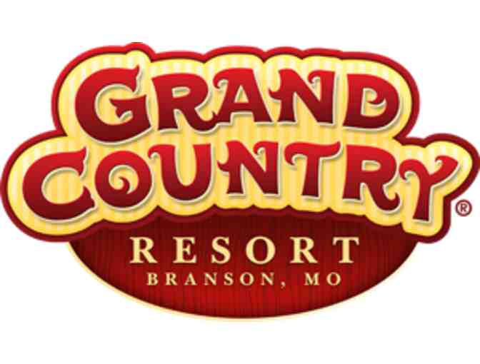 Fun in Branson, Missouri! (Showboat Branson Belle & Grand Country Music Hall)