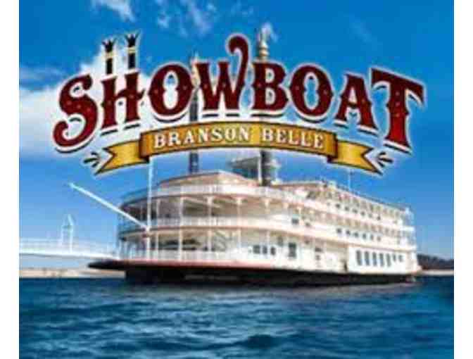 Fun in Branson, Missouri! (Showboat Branson Belle & Grand Country Music Hall)
