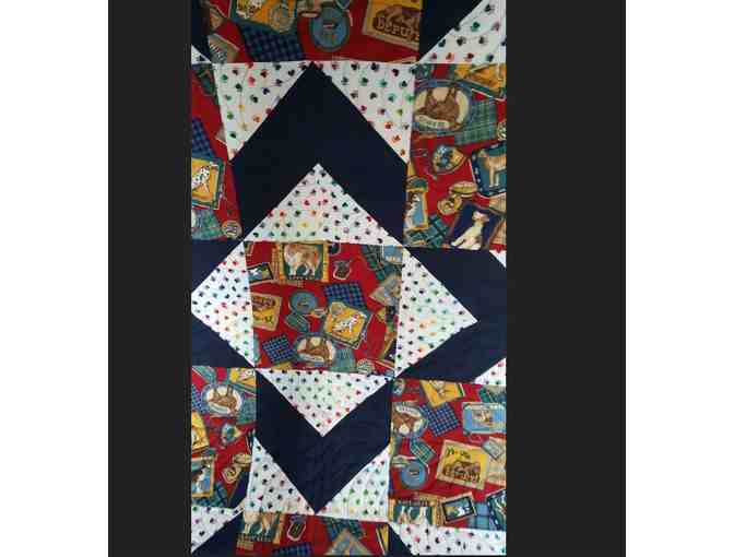 A full sized, 67" x 85" Dog Themed Quilt! - Photo 2