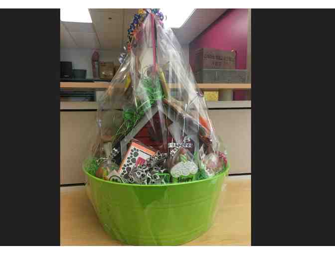Dog House Gift Basket from The Dog Treatery!